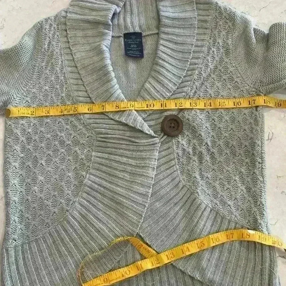 Faded Glory Sweater - Picture 9 of 10